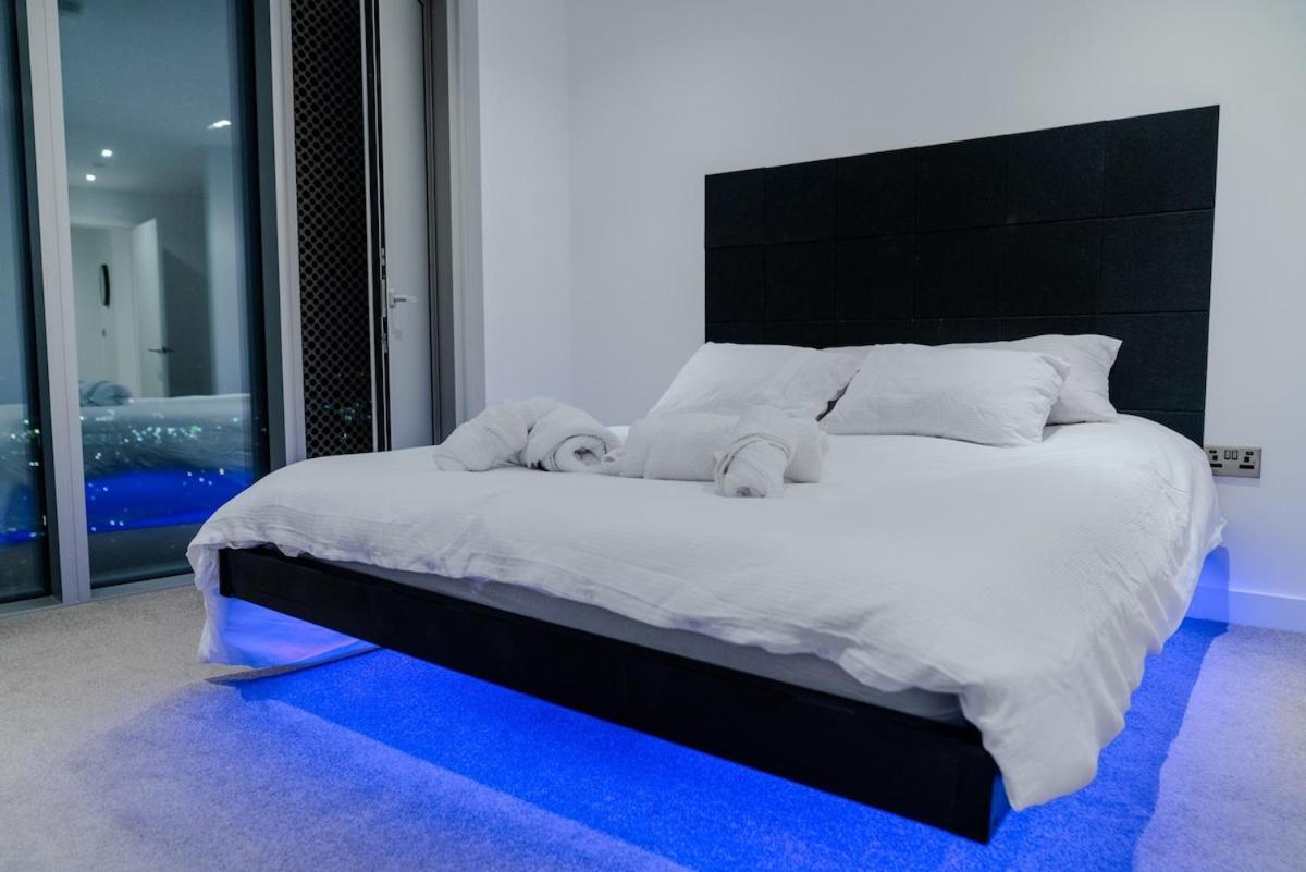 Luxury 2 Bed Penthouse With Stunning Views In Manchester City Centre Exterior foto